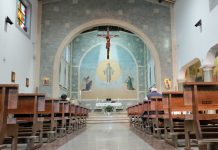 Parrocchia San Tarcisio Quarto Miglio - Interno chiesa